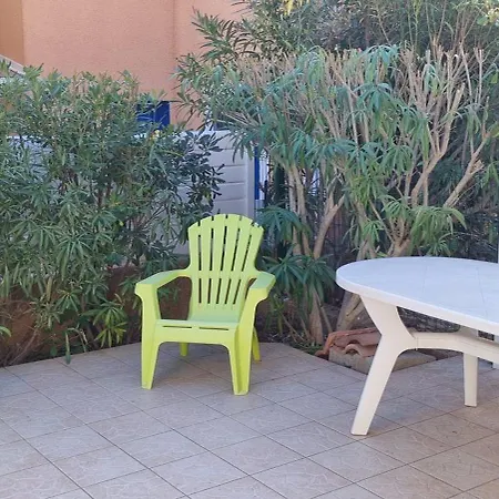 Maison Dans Copacabana * Saint-Pierre-la-Mer (Aude)