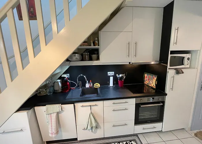 Maison Dans Copacabana * Saint-Pierre-la-Mer (Aude)